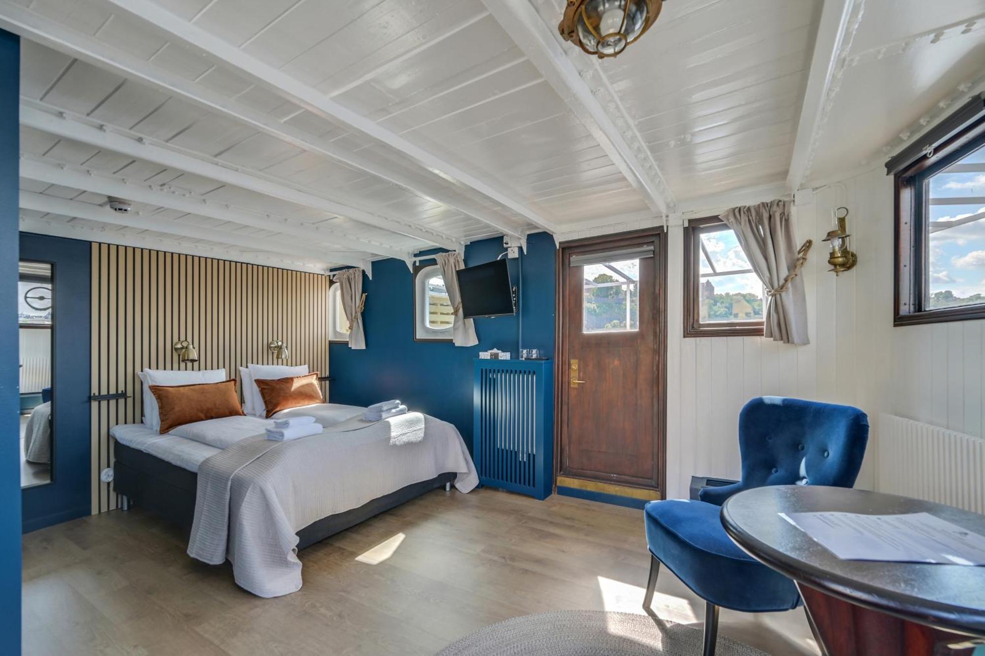 Mälardrottningen Yacht Hotel&restaurant Stockholm