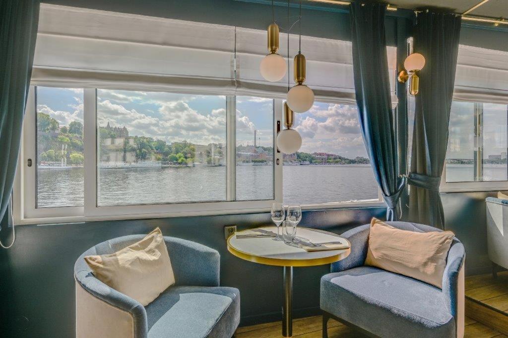 Mälardrottningen Yacht Hotel&restaurant Botel