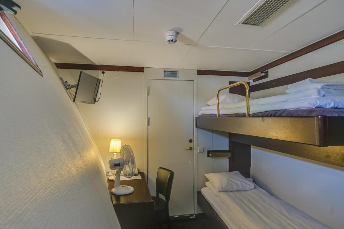 Bateau-hôtel Maelardrottningen Yacht
