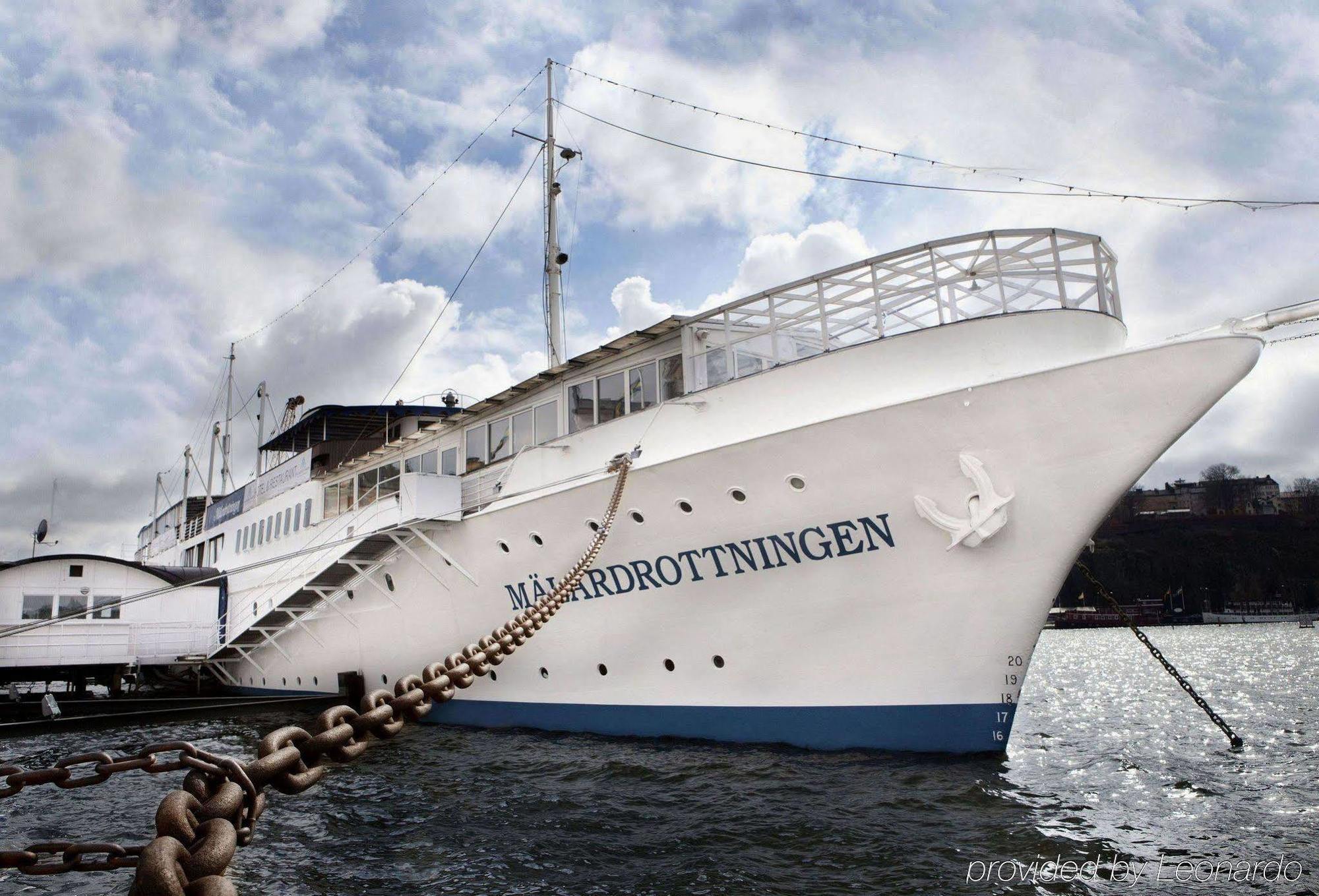 Bateau-hôtel Maelardrottningen Yacht