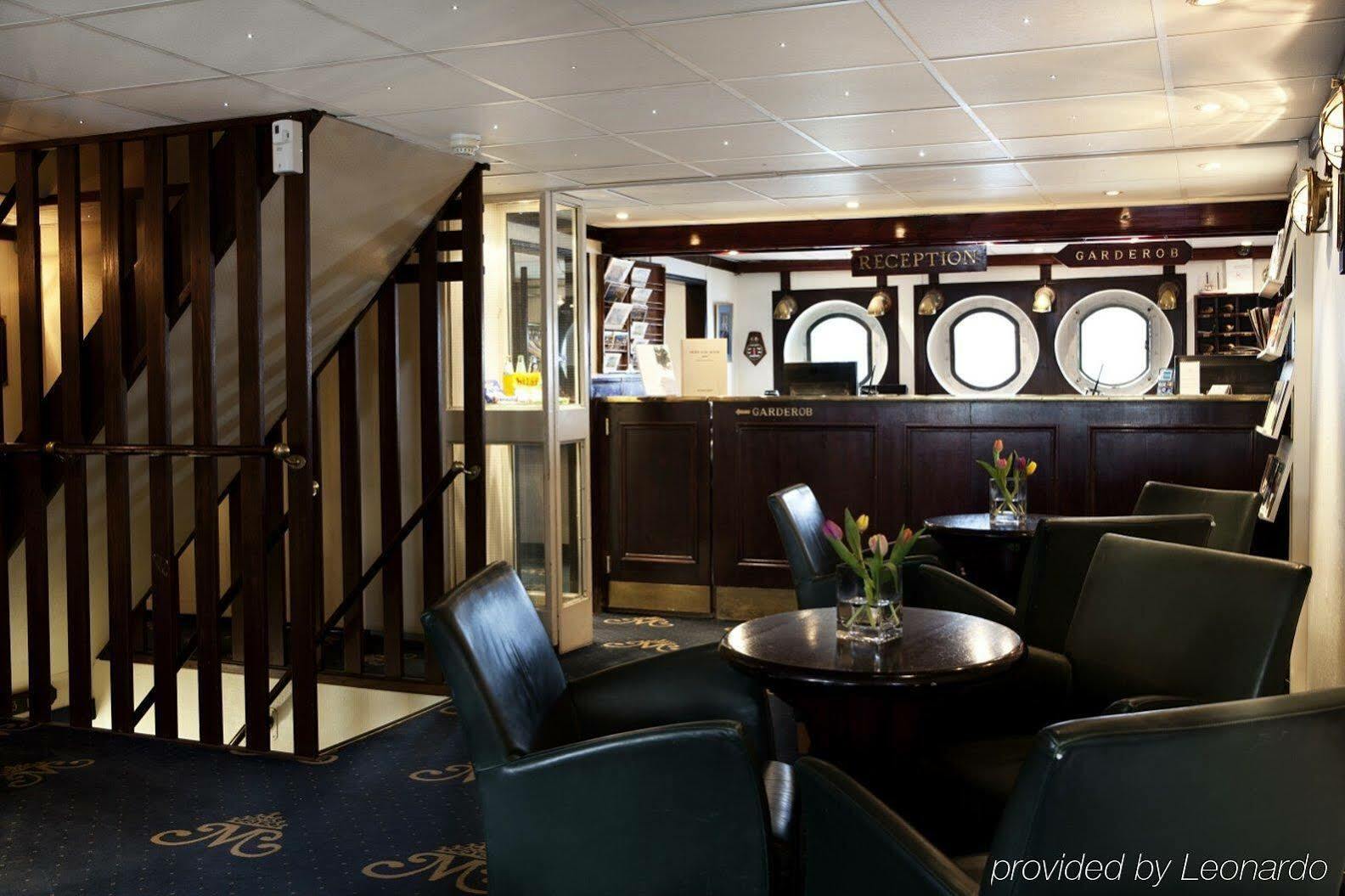 Bateau-hôtel Maelardrottningen Yacht Ville de Stockholm